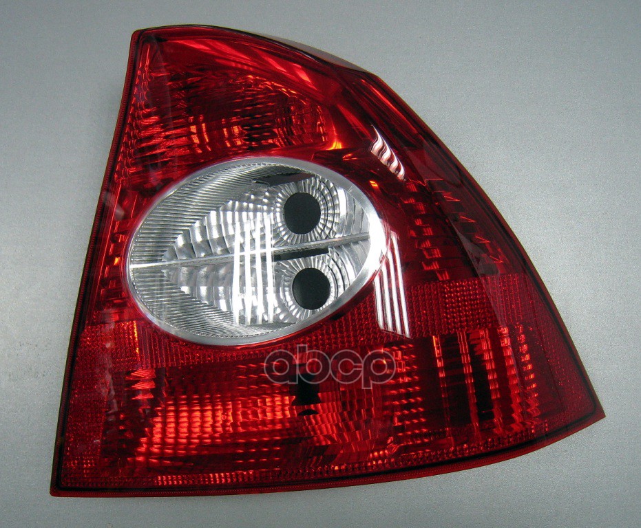 Фонарь R FORD 1 333 832 FORD арт. 1 333 832