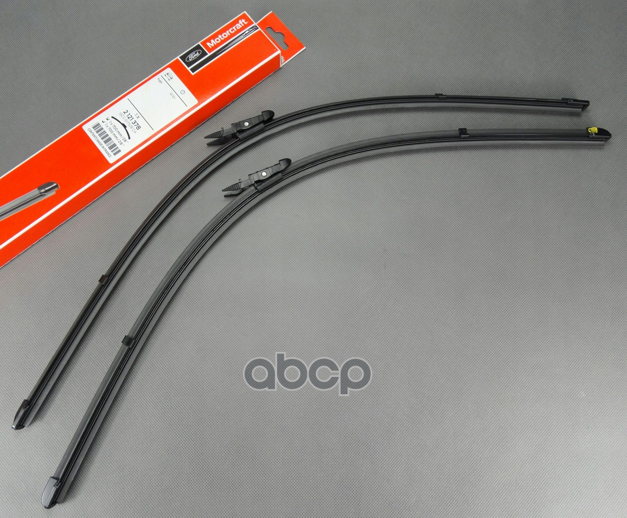 Щетка стеклоочистителя 700/700 мм бескаркасная комплект 2 шт FORD 2 121 378 FORD арт. 2 121 378