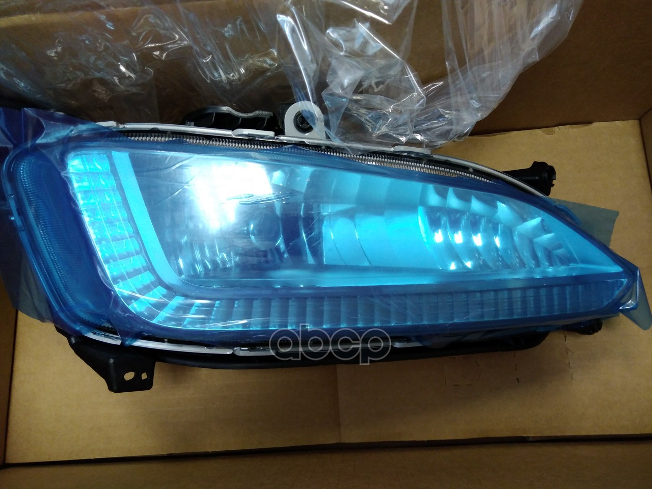 Фара Противотуманная Правая Hyundai-KIA арт. 922022W020