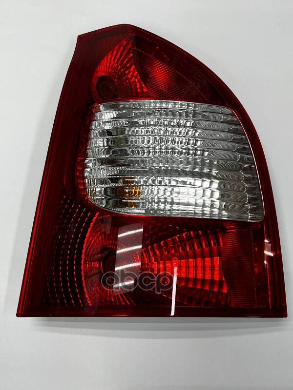 Фонарь задний левый ВАЗ-1117 LADA 11170371601100 LADA арт. 11170371601100