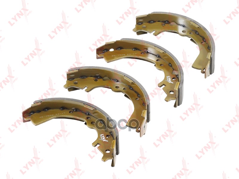 Колодки тормозные задние TOYOTA Crown 2.0-3.0 >99 / LiteAce 1.8-2.0D >99 LYNXauto арт. bs-7528