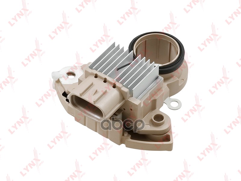 Регулятор напряжения генератора MAZDA 3 1.5-2.0 13-19 / MAZDA 6 2.0-2.5 13 / CX-5 2.0-2.5 11-17 EA-92047 LYNXauto арт. EA-92047