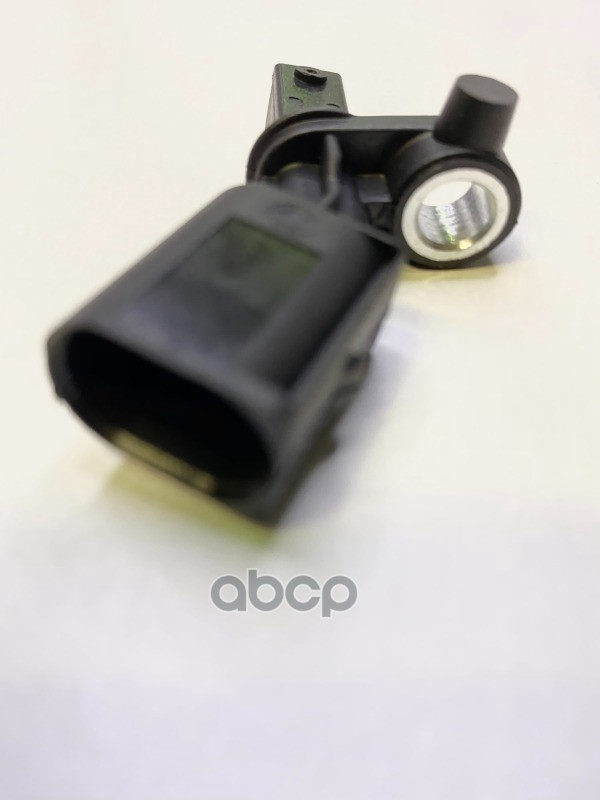 Датчик ABS задний правый VW Polo  Skoda Fabia  Seat Ibiza 1.2-1.8/1.9TDi 99 MAGTECHNIC арт. mag3786-1