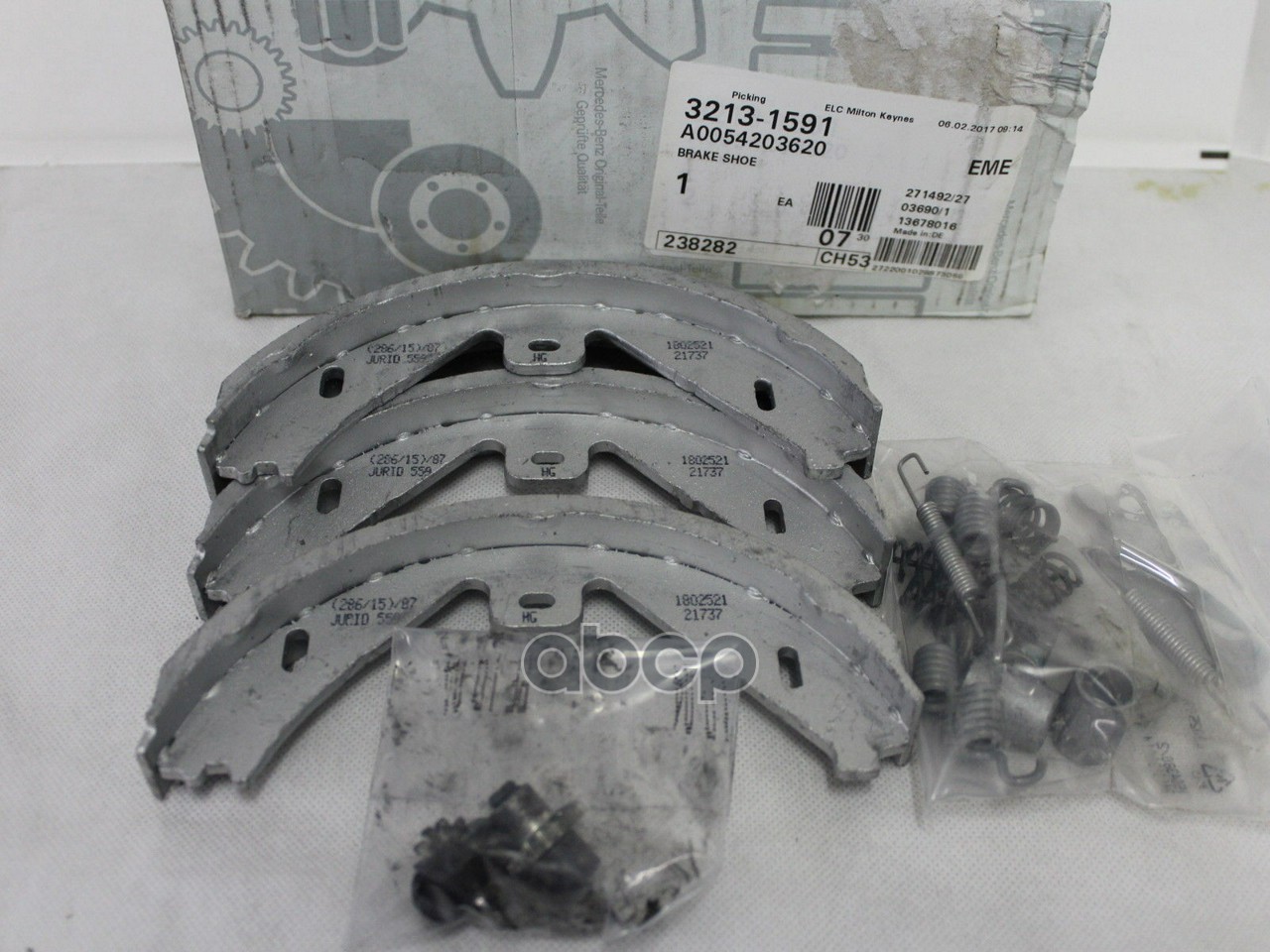 КОМПЛЕКТ КОЛОДОК ТОРМОЗНЫХ A0054203620 MERCEDES-BENZ арт. A0054203620