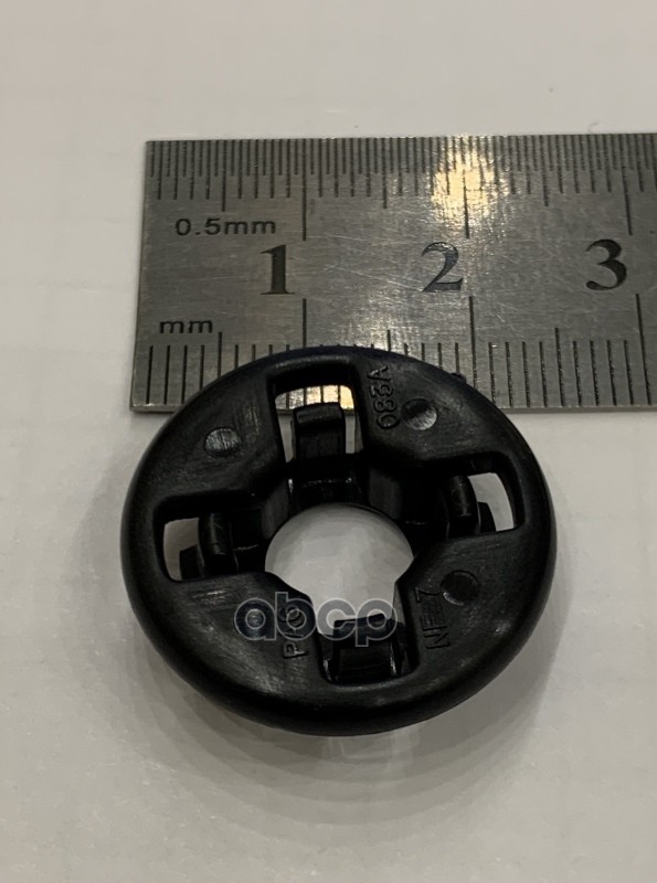 Фиксатор Упора Капота Nissan Navara (D40), Pathfinder (R50/R51) NISSAN арт. 657732J000