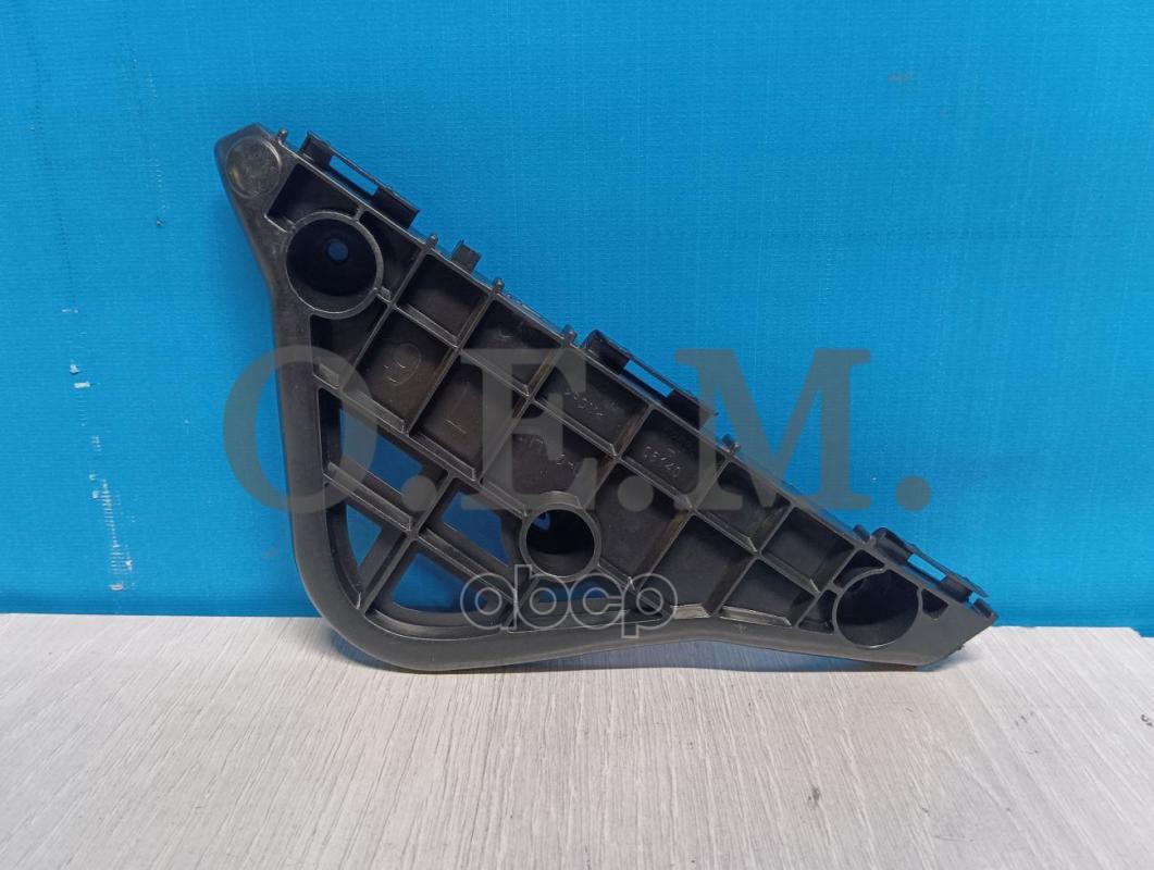 Кронштейн бампера переднего левый, Toyota, Camry, 7 XV50 (2011-нв) O.E.M. арт. OEM0030KBPL