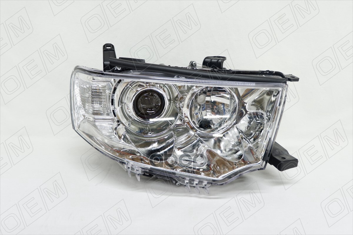 Фара Правая Mitsubishi Pajero Sport 2 (2008-2015) Галоген O.E.M. арт. OEM0031FR