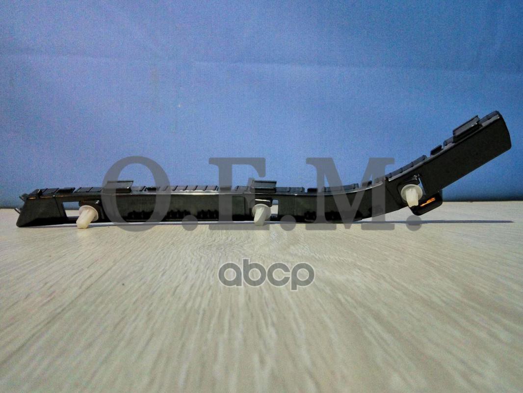 Кронштейн бампера заднего наружный левый Kia Rio 3 QB седан, 2011-2015 O.E.M. арт. OEM0041KBZL