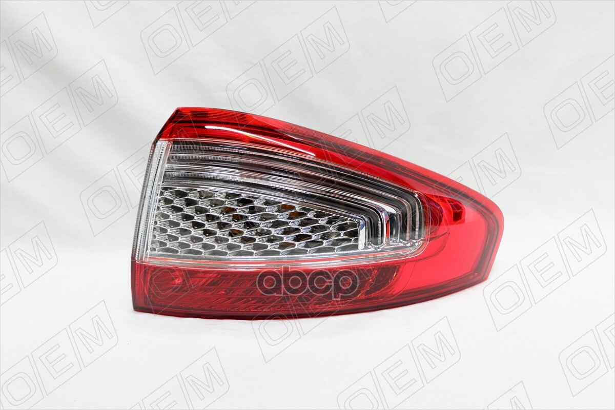 Фонарь правый внешний Ford Mondeo 4 седан, 2010-2014 O.E.M. арт. OEM0132FONR
