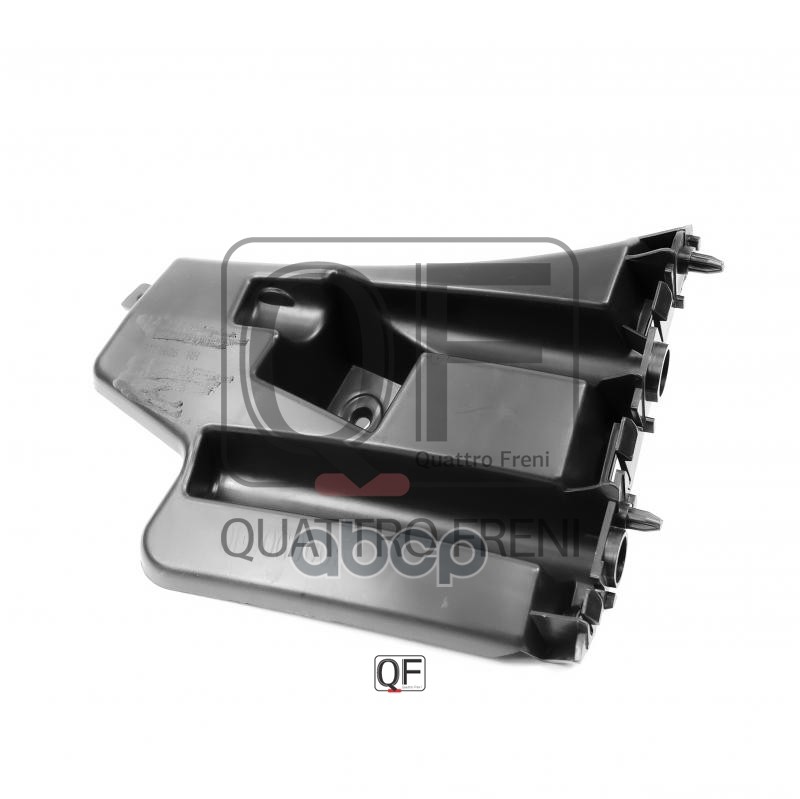 Кронштейн Переднего Бампера Rh, Qf00g00052 QUATTRO FRENI арт. QF00G00052