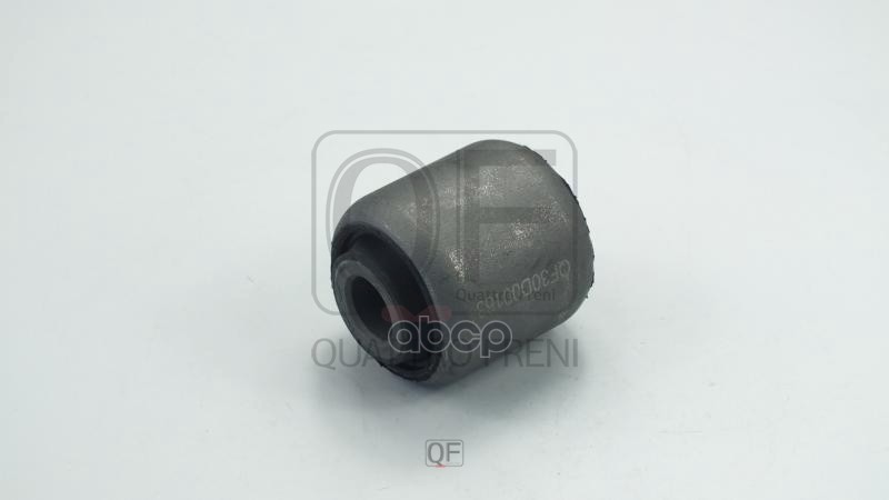 Сайлентблок переднего нижнего рычага QUATTRO FRENI арт. qf30d00163
