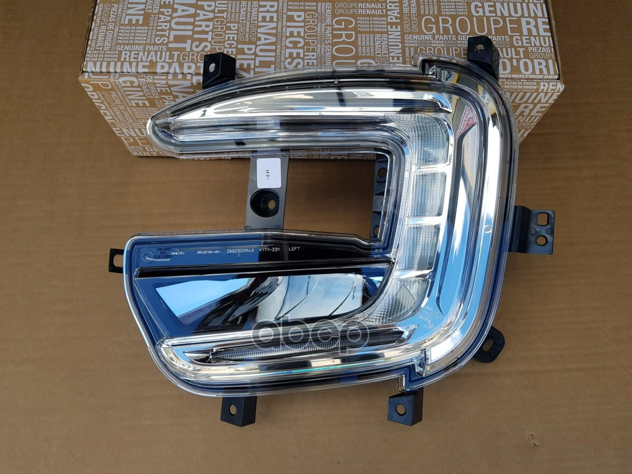 ФАРА ЛЕВ(LED) RENAULT арт. 266050994R