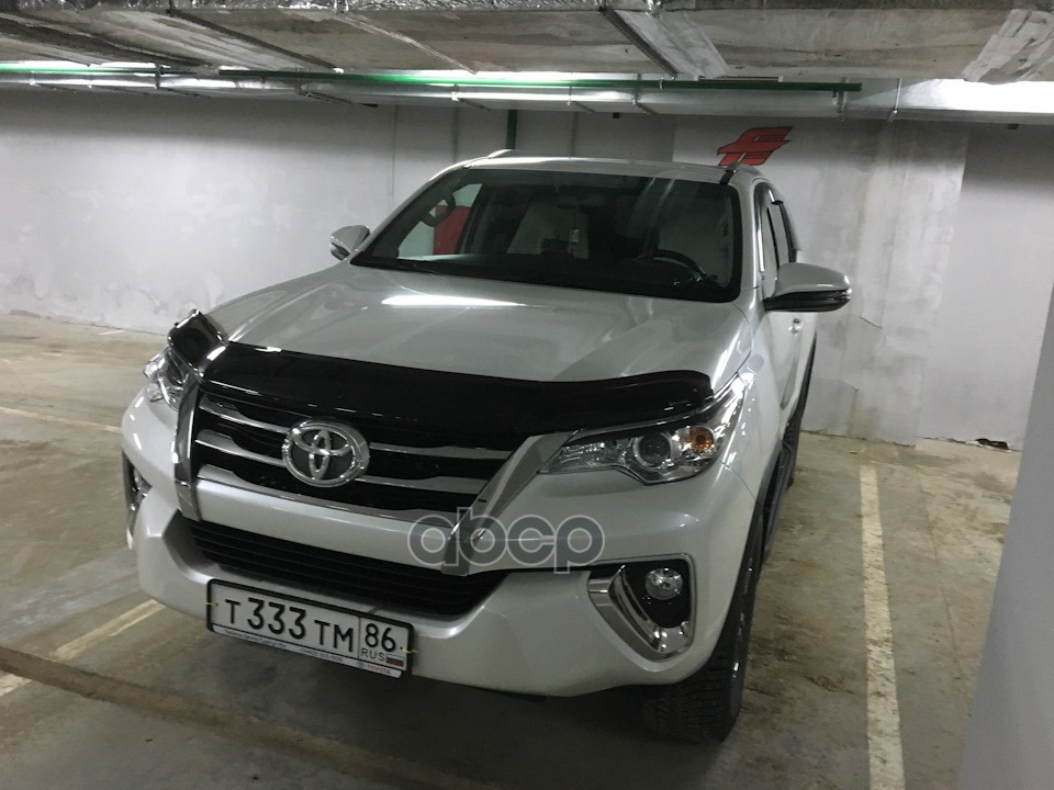 Дефлектор капота для Toyota Fortuner 2015-н.в. SIM / Тойота Фортунер SIM арт. NLD.STOFOR1512