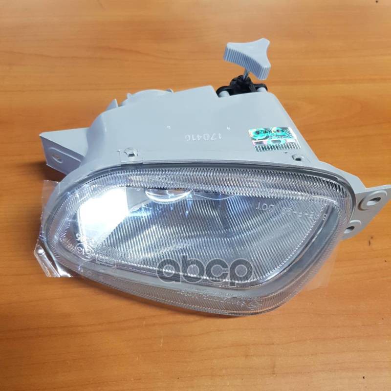 Фара Противотуманная Левая SSANG YONG арт. 8320106100