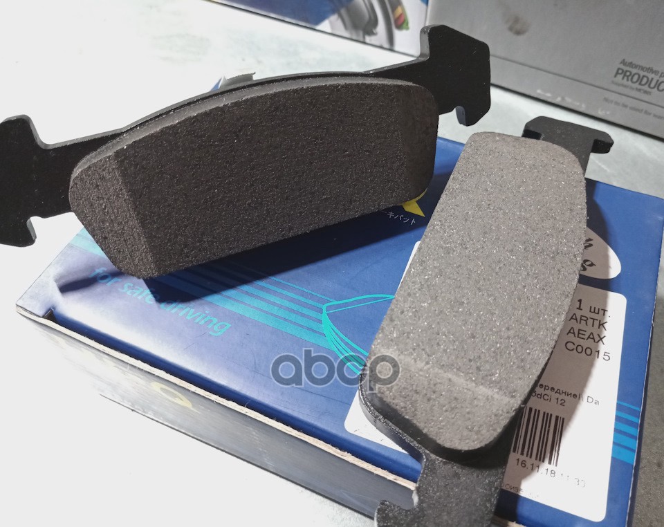 Колодки тормозные RENAULT LOGAN II/SANDERO II 8V 14- пер. Sangsin brake арт. SP1786