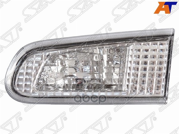 Фонарь в крышку багажника Toyota Corolla (E100) 97-00 (Справа/ Сверху/ 5D WGN) Sat арт. ST-13-53R