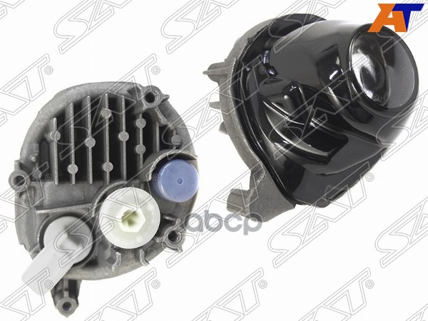 Фара противотуманная (Справа/ LED) Mazda 3 16-19 / CX-5 16-21 Sat арт. ST-216-2041R