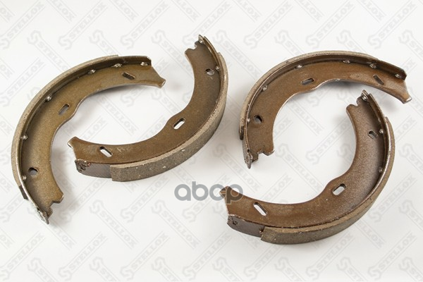 колодки барабанные ручника MB W639 Viano/Vito 3.0-3.7i 000476SX Stellox арт. 000476SX