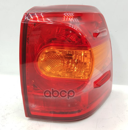 Фонарь задний Toyota Land Cruiser (J200) 12-15 (Справа) TOYOTA арт. 81551-60A80